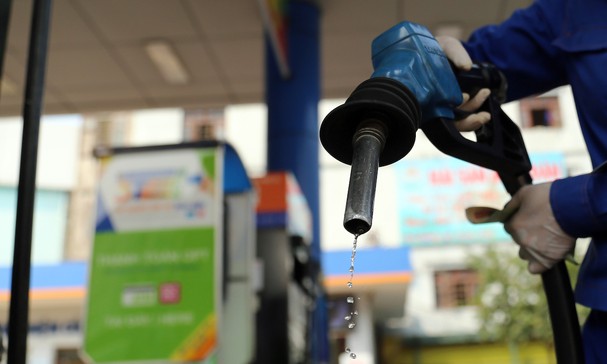 Sẽ tước giấy phép vĩnh viễn cơ sở kinh doanh xăng dầu “găm hàng”